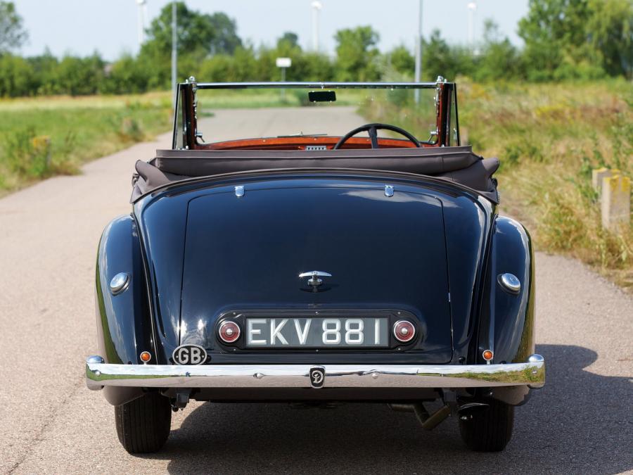  Daimler DB18 Drophead Coupe by Carlton 1939 года  (фото 4 из 6)